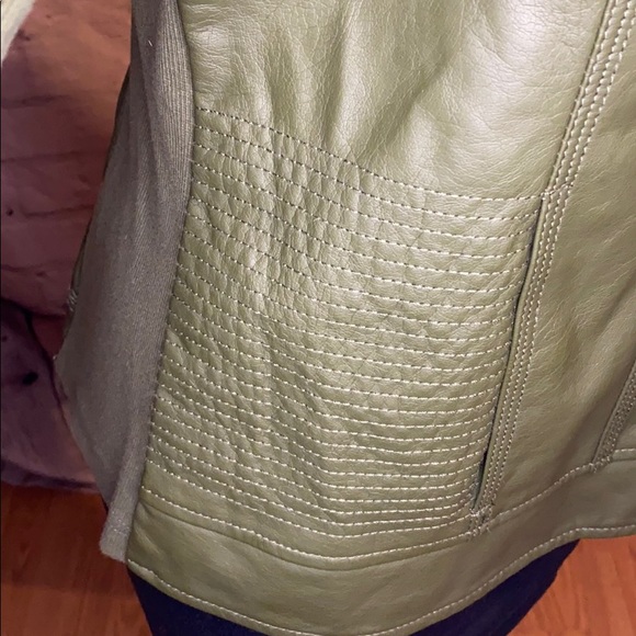 NWT Faux leather dark green zipper jacket - Picture 6 of 8